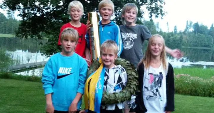 Tisdagslunk och tårtkalas